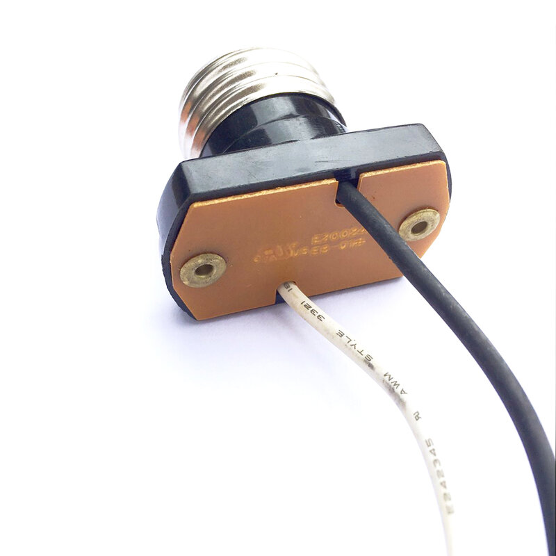 ขนาดกลาง Edison E26ฐาน Pigtail Socket E26ฐานเพดาน LED Retrofit Power Adapter