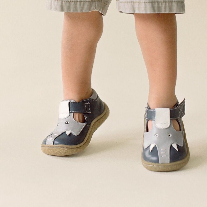 Livie & luca qualidade da marca de couro genuíno crianças do bebê da criança da menina dos miúdos sapatos elefante para a moda tênis descalços