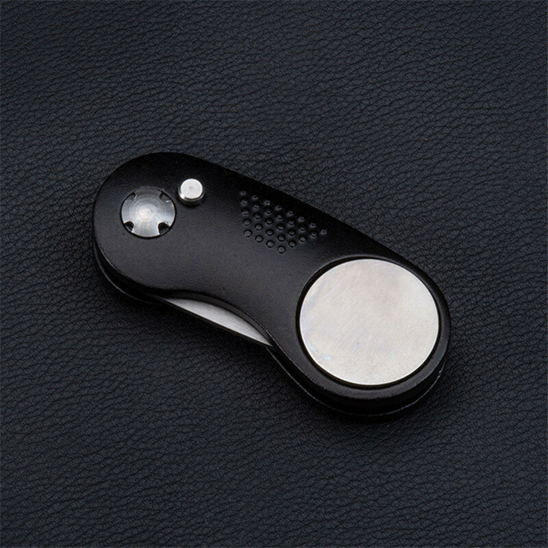 Divot-Herramienta de horquilla de Golf plegable, marcador de bola magnético con botón, portátil, accesorios para palos de Golf, WHStore