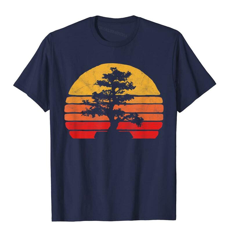 Retro Sun Minimalista Bonsai Árvore Design Gráfico T-Shirt Top Camisetas Clássicas Fitness Algodão Homens Tees Verão