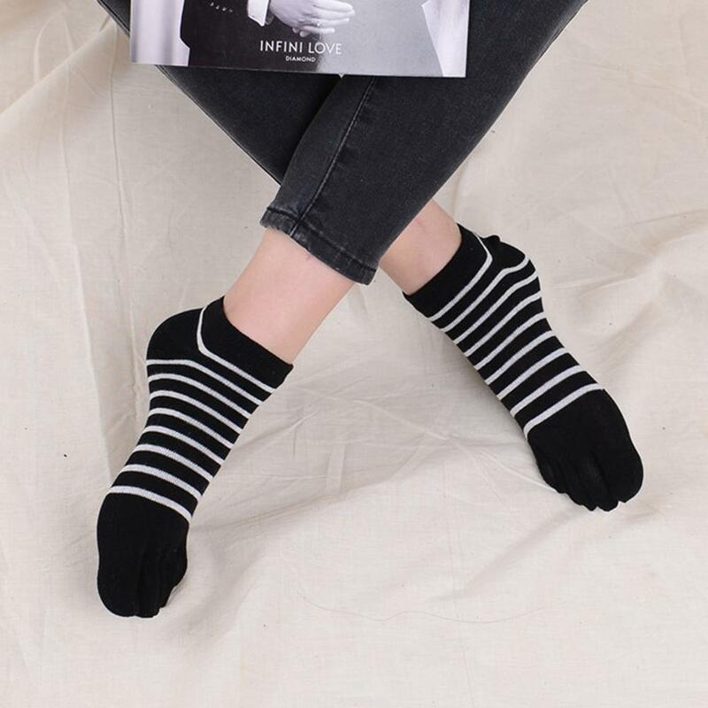 2021 New Women Toe Socks Casual Cotton Stripe Five Finger Low Cut Socks 5 Fingers Cute Stripe Separate Toes Socks Fashion