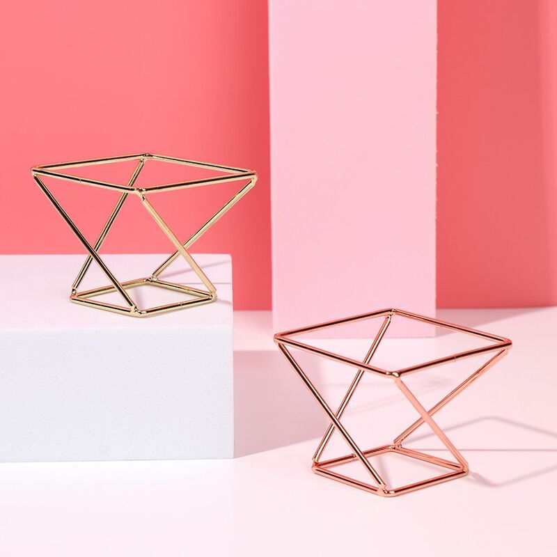 Kreatywna magia trójwymiarowy kutego sproszkowane żelazo Puff półka jajko kosmetyczne stojak na kosmetyki gąbka stojak wystawowy