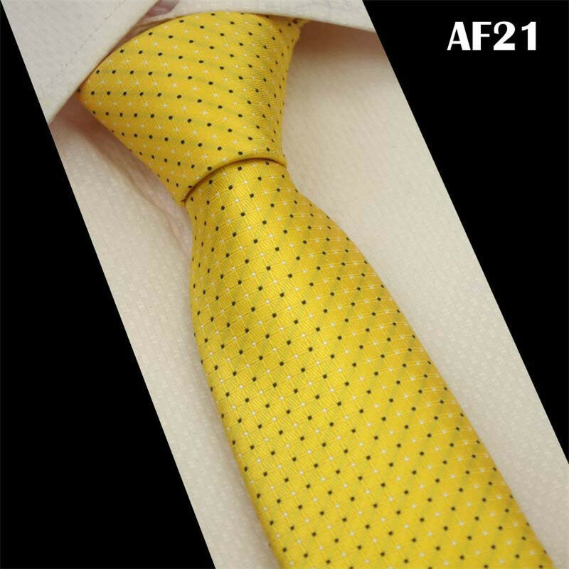 SCST 2017 Neue Marke Designer Weiß Dot Print Rot Silk Krawatten Für Männer Krawatte Hochzeit Krawatten 7cm Dünne business Krawatte CR030