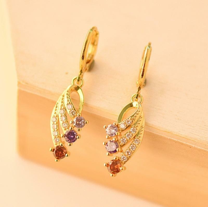 Anting-anting bulat sayap kristal zirkon, aksesori perhiasan wanita warna-warni romantis mode