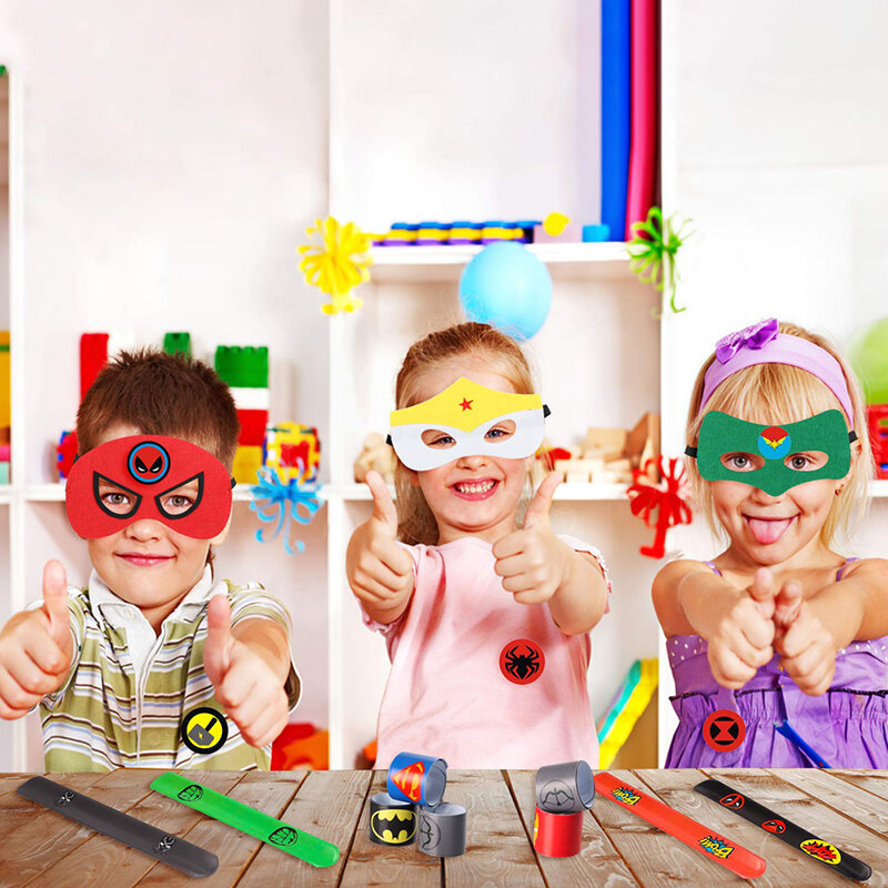 60 sztuk/zestaw impreza superbohatera dostarcza Hero bransoletki filcowe maski naklejki Superhero Theme świąteczne urodziny prezenty dla gości na imprezę dla dzieci