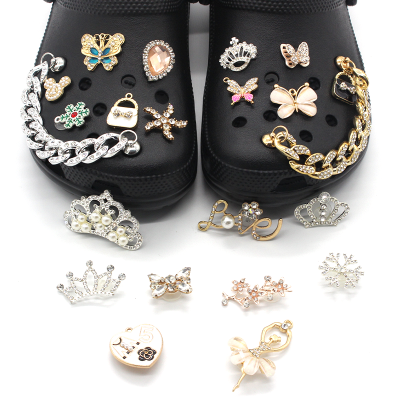 Modne 1 szt. Biżuteria metalowa w stylu zawieura do butów perłowa korona akcesoria do obuwia ozdoby dopasowane do damskich chodaków klamra prezenty dla dziewczynek