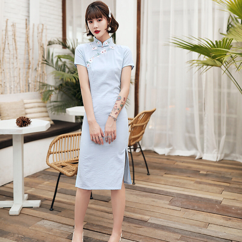 Ricamo floreale novità cotone Cheongsam femminile elegante colletto alla coreana abito classico cinese Sexy Slim media lunghezza Qipao
