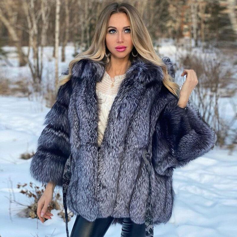 Giacca di pelliccia di volpe d'argento reale di moda con cappuccio cappotto di pelliccia invernale da donna spesso caldo di lusso genuino pieno di pelliccia di volpe cappotti femminili