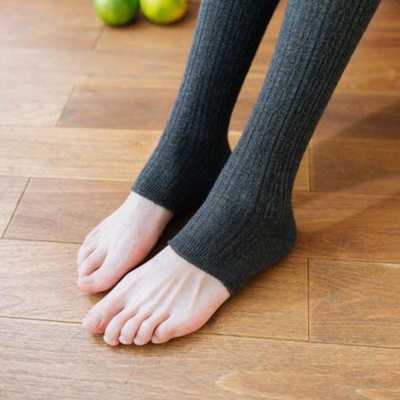Primavera e outono lã de cashmere feminino japonês pisou heeled perna aquecedores sobre o joelho alta tubo meias mangas