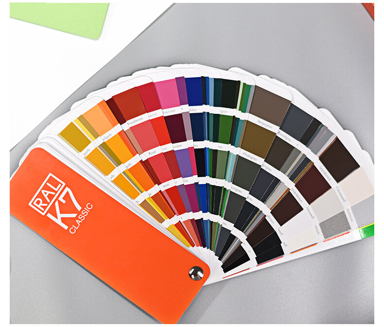 الأصلي ألمانيا RAL بطاقة الألوان القياسية الدولية Ral K7 لون الرسم البياني للدهان 213 لونا مع صندوق هدية