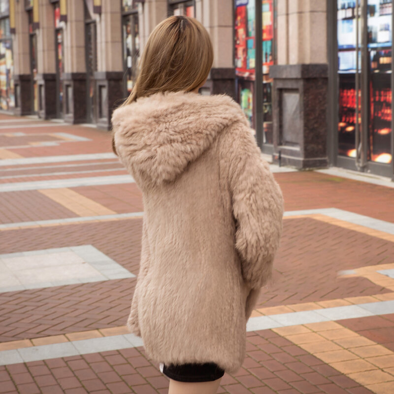 Mantel Bertudung Bulu Kelinci Asli Wanita Musim Dingin Mantel Bulu Selendang Tanpa Lengan Lebar Jaket Bulu Bertudung