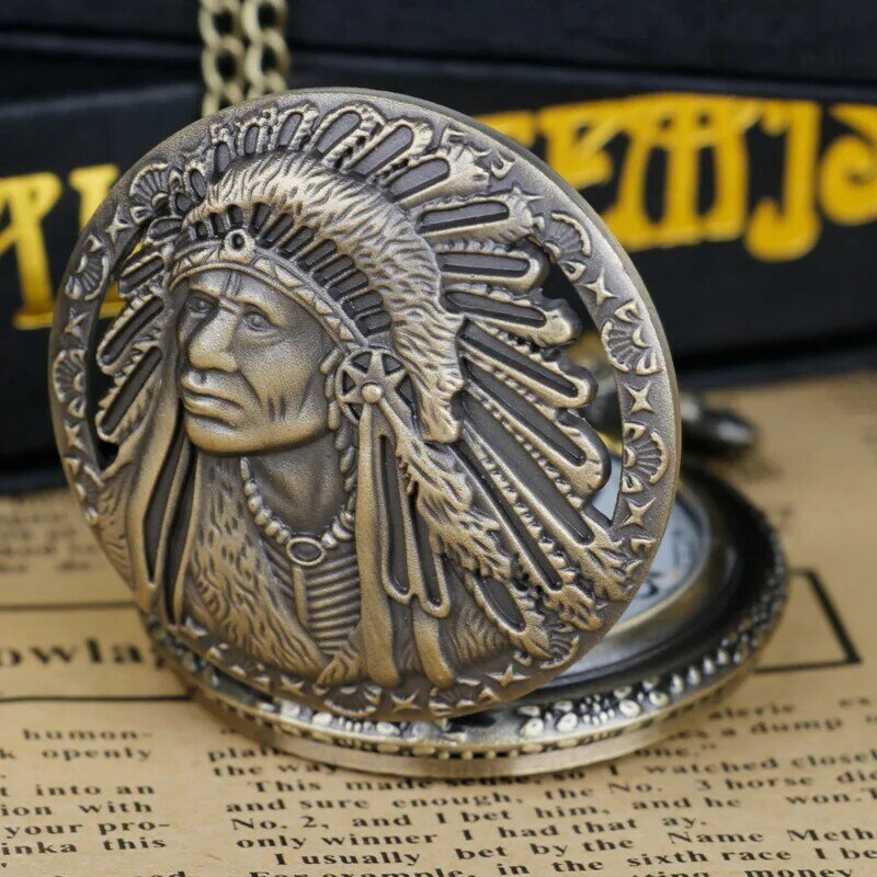Exquisite Design Ancient Native Pattern Pocket Watch Large Quartz Pocket Watch Women Men Best Gifts