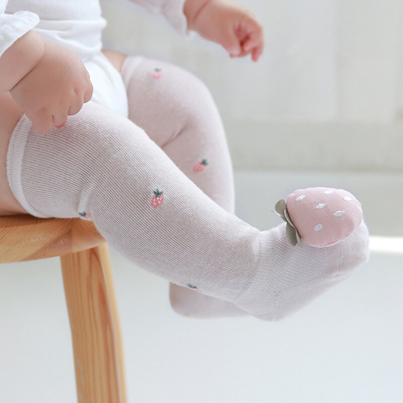 Calzini anti-zanzara per bambini traspiranti sopra il ginocchio calzini per neonati estate sottile cartone animato simpatico bambino tubo lungo maglia aria condizionata