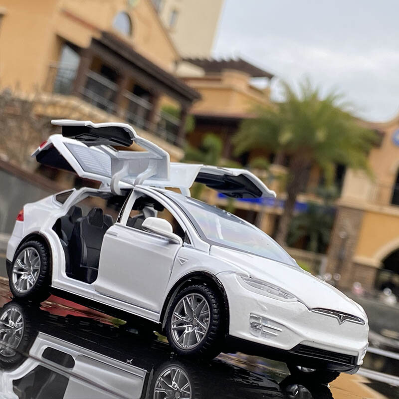 1:32 Tesla รุ่น X รุ่น S รุ่นรถ Diecast โลหะของเล่นจำลองรถยนต์รุ่น Sound Light คอลเลกชันเด็กของขวัญ