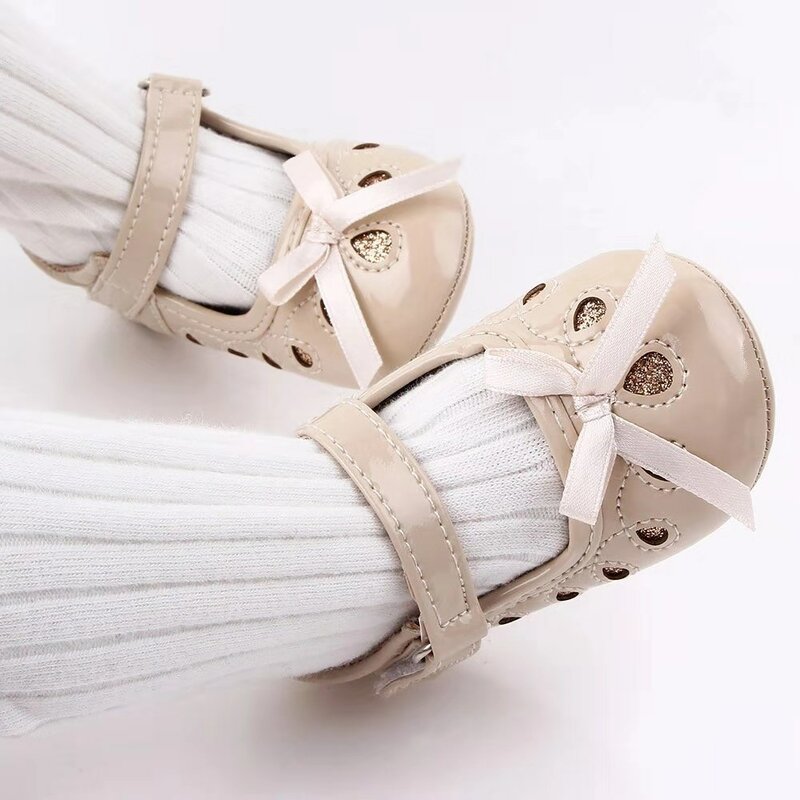 Chaussures de marche en caoutchouc souple pour bébé fille, décontractées, à paillettes, à la mode, princesse, premiers pas