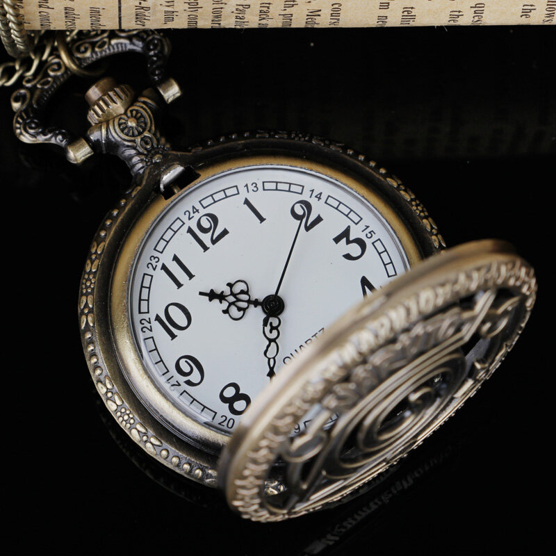 فريدة من نوعها البرونزية أنيمي كوارتز ساعة الجيب قلادة قلادة رجالي إمرأة ساعات هدايا