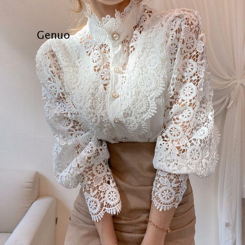 Blusa blanca con manga de pétalo para mujer, camisa de retazos de encaje de flores ahuecada, blusa que combina con todo, blusa elegante con botones