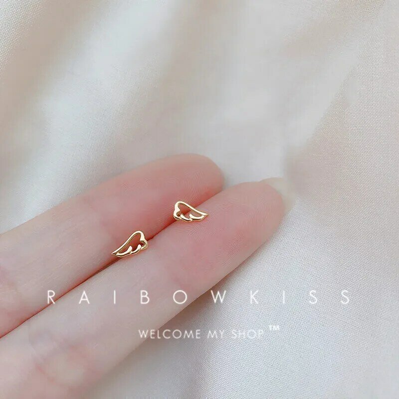 Fashion Minimalist Angel Wing  Earrings Cute Stud Earrings New Sweet Romantic Fashion Earring for Women Girl Jewelry Accessories