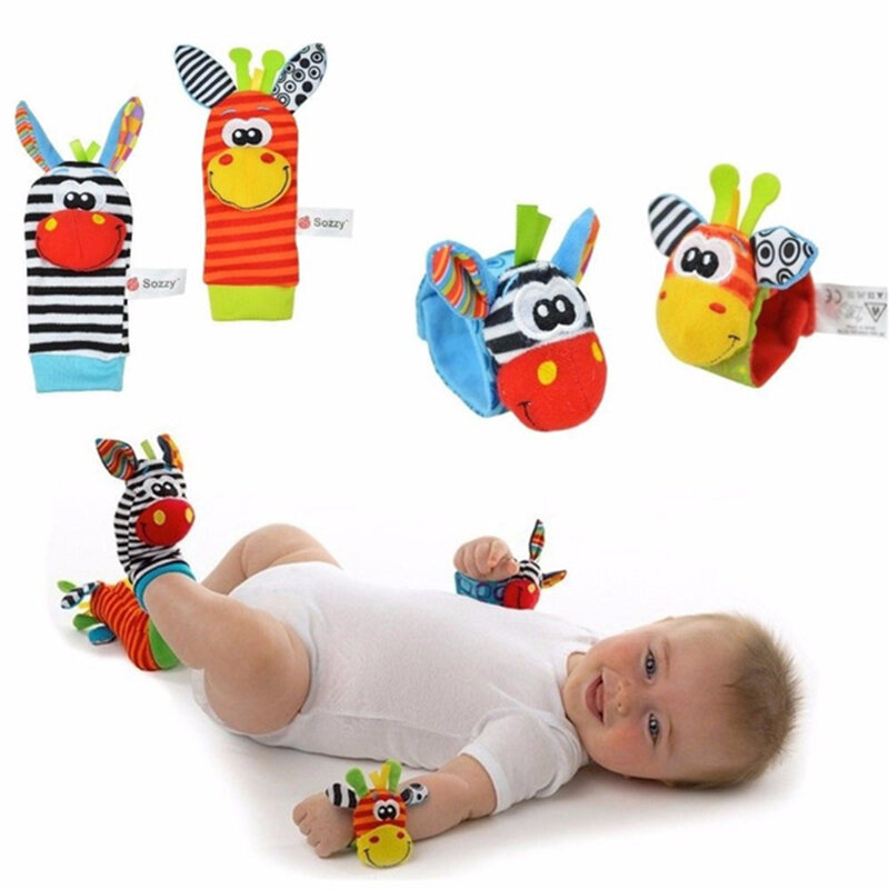 赤ちゃん用のガラガラと靴下の形をしたかわいいおもちゃ,赤ちゃん,男の子用のサウンドゲーム,早期学習,ランダムな色,1個