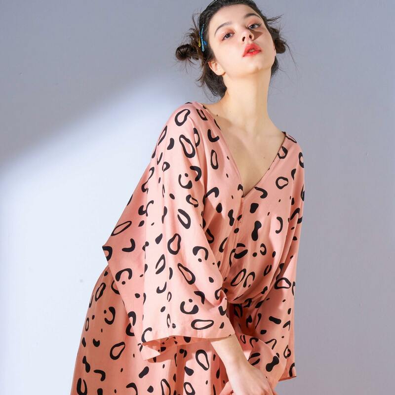 Ladies Spring Print Pajamas V-Neck Viscose Onesies Sleep Wear Sexy Casual Loose Bodysuit Summer Long Sleeve Onesie Home Clothing