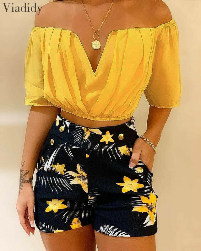 Solid Off Shoulder Ruched Crop Top and Print Button Design Shorts Set Women Casual 2pcs Suits