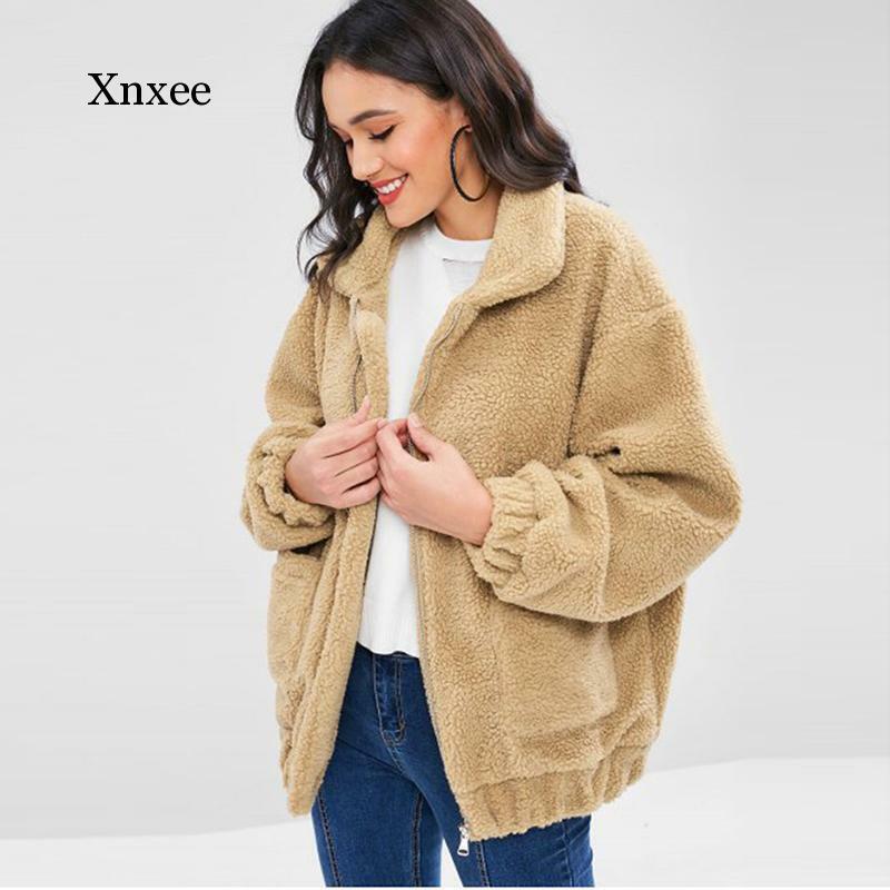 Mantel Bulu Palsu Wanita Kerah Lipat Ritsleting Jaket Mewah Padat Musim Dingin Hangat dengan Saku Perempuan Mantel Atasan Pakaian