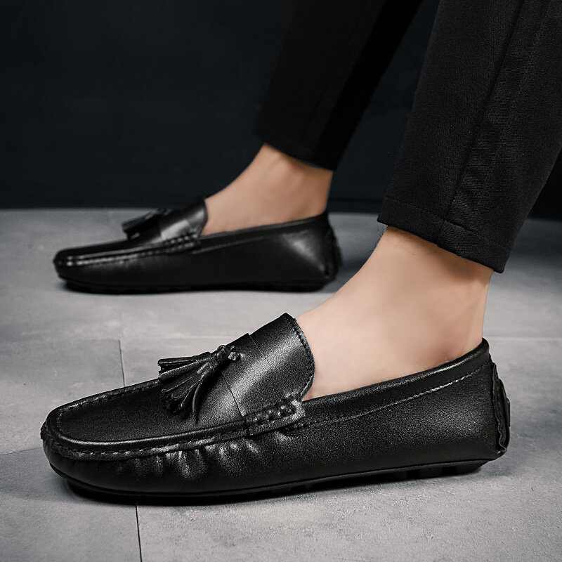 Tassel Loafers Shoes For Men Slip On Flats Men Shoes Luxury Designer Man Moccasins Casual Sneakers Breathable Mocasines Hombre