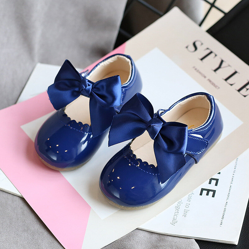 Księżniczka dziewczęce buty dziecięce niemowlęta skórzane buty dziecięce mieszkania ze wstążką Bow-knot PU lakierki dziecięce Mary Janes Soft