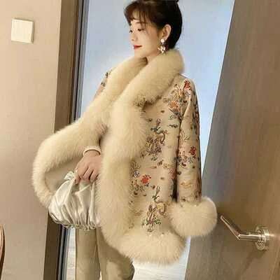 2021 moda nuovo stile cinese Cape Court celebrità raso di media lunghezza alta imitazione pelliccia di volpe pelliccia pelosa abbigliamento donna