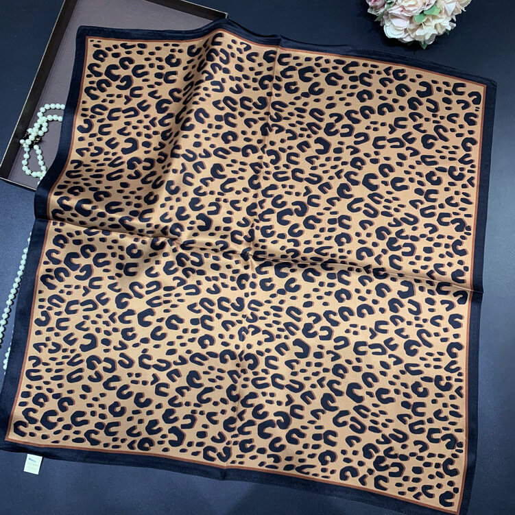KMS Silkผ้าพันคอซาตินผ้าไหมผ้าพันคอฤดูร้อนป่าRetroผ้าพันคอผ้าพันคอผ้าพันคอ70*70ซม./25G