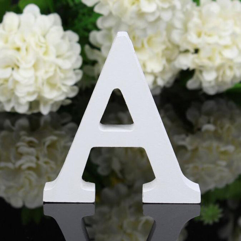Alfabeto di lettere in legno bianco da 8CM per la festa di compleanno di nozze decorazioni per la casa decorazione della porta della parete fai da te nome personalizzato lettera di Design