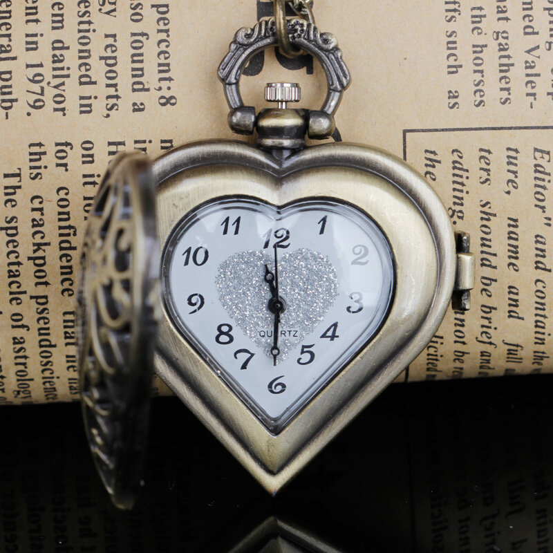 Quartz Pocket Watch Forma do Coração para Colar Cadeia Lovely Girls Mulheres Relógios Girl Birthday Gifts