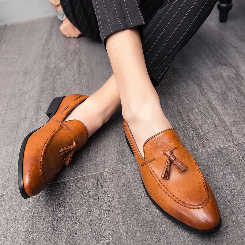 Zapatos informales para Hombre mocasines planos de cuero, calzado con borlas, estilo británico
