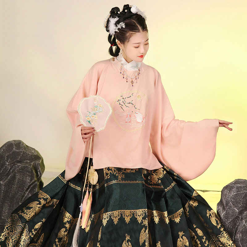 Hanfu Tradisional Cina Gaun Hanfu Elegan Wanita Bordir Peri Kostum Tari Rakyat Pakaian Festival Setelan Putri DL7120
