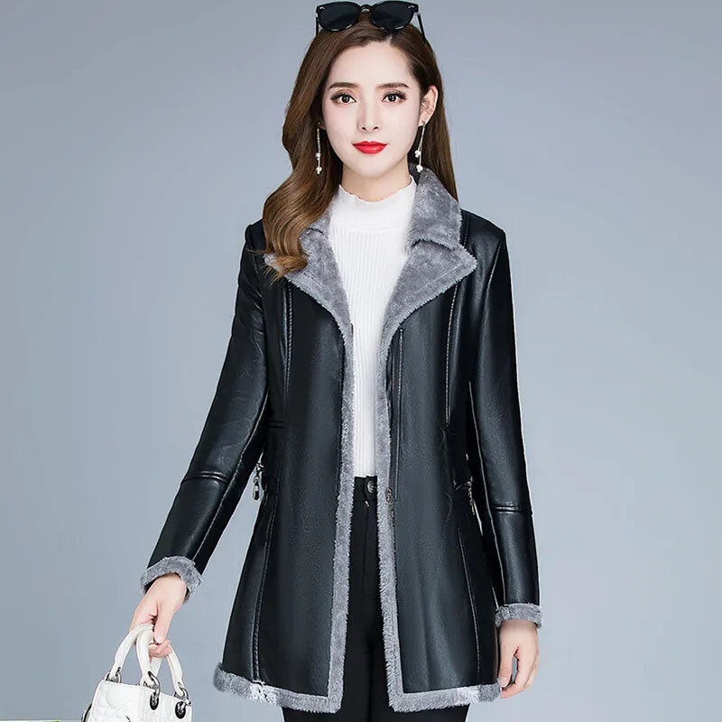 Mantel bulu empuk semua dalam satu pakaian wanita, Mantel setengah panjang leher V untuk musim dingin 2024 baru longgar dan hangat