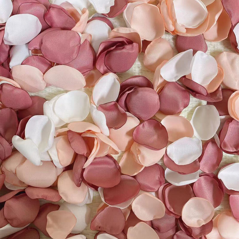 100 buah/tas buatan tangan 2024 kelopak mawar baru untuk pernikahan bunga sutra buatan dekorasi pernikahan Valentine