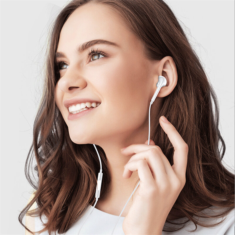 Som estéreo 3.5mm jack in-ear fone de ouvido para iphone 6 s 6 plus 5S 5 se 4S ipad controle de fio earbud com microfone fones de ouvido música
