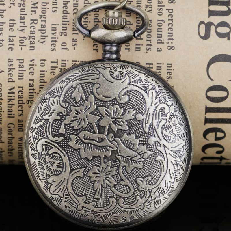 Reloj de bolsillo de cuarzo con esfera de Color, reloj de diseño hueco con temática de película clásica, collar de bronce, reloj exquisito para mujer y niño