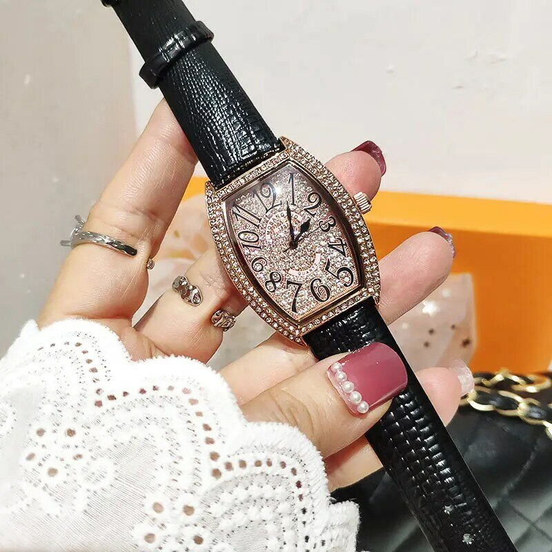 Mode Tonneau Uhr Frauen Top Marke Luxus Uhr Voll Diamant Frauen Uhren Strass Quarzuhr uhren para mujer M020