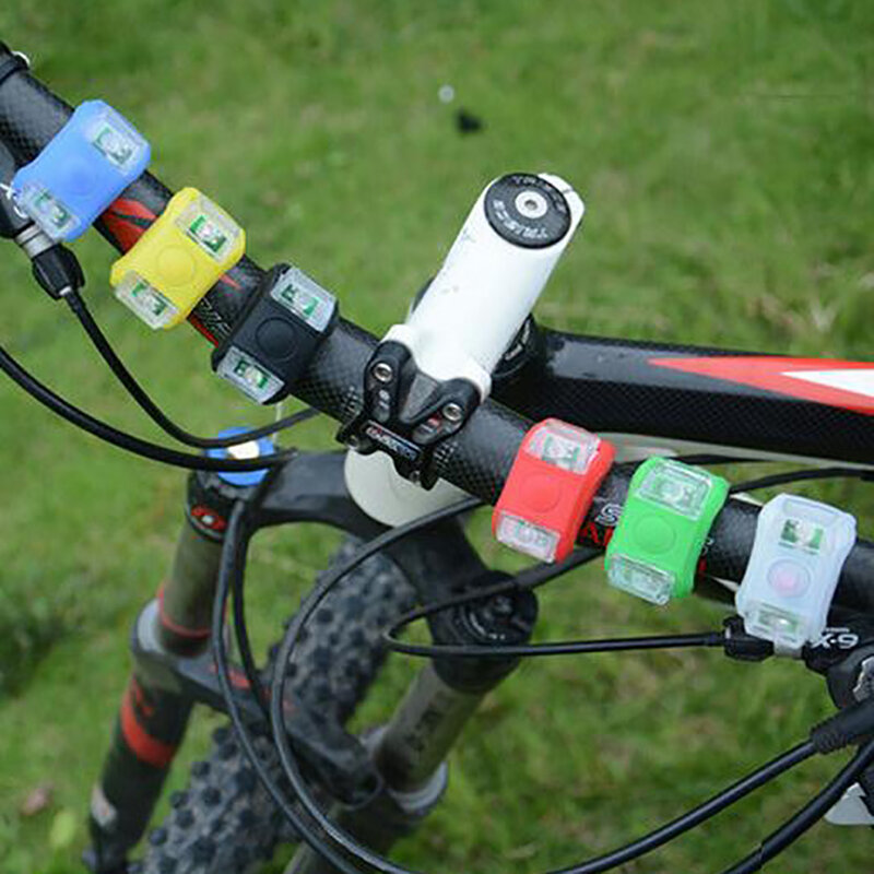 Bike Radfahren Warnung Lichter mit 2 LED, 3 Modi, fahrrad Radfahren Vorne Hinten Schwanz Helm Flash Lichter Sicherheit Warnung Licht