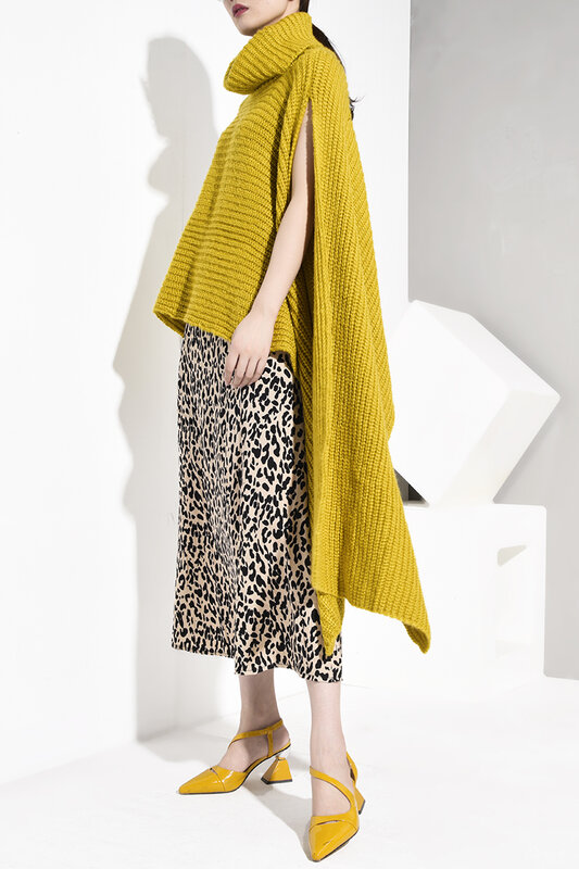 [EAM] 노란색 불규칙한 큰 크기 뜨개질 스웨터 느슨한 맞는 터틀넥 긴 소매 여성 풀오버 새로운 패션 봄 2020 WJ038
