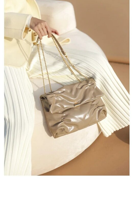 Sac à main vintage en cuir souple plissé avec chaîne pour femmes, petit sac rond à épaule unique, offre spéciale