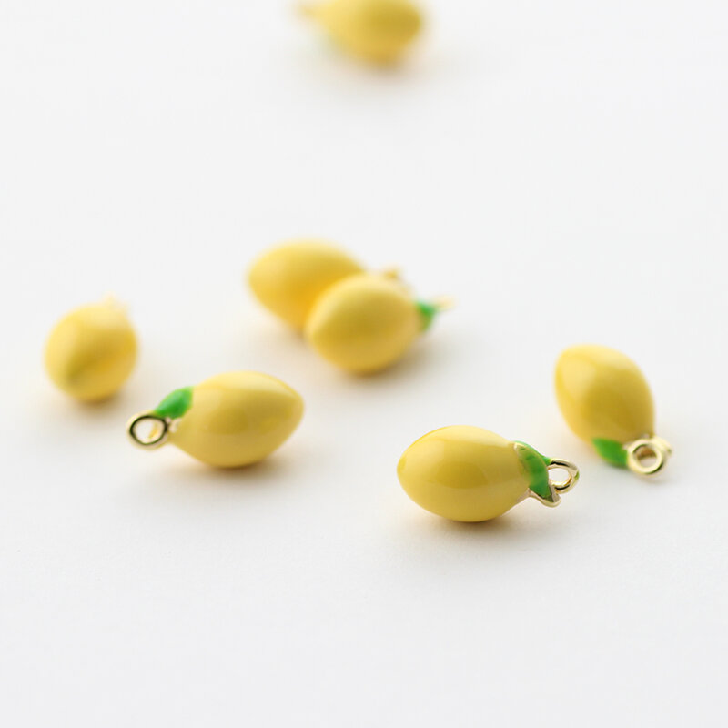 3 teile/los 7*13mm 24K Gold Farbe Überzog Messing mit Obst Frische Gelbe Zitrone Anhänger Halskette oder ohrring DIY Herstellung Von Schmuck