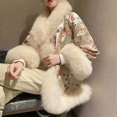 2021 moda nowy chiński styl Cape Court Celebrity Satin średniej długości wysoka imitacja futra lisa Furry odzież z futrem kobiet