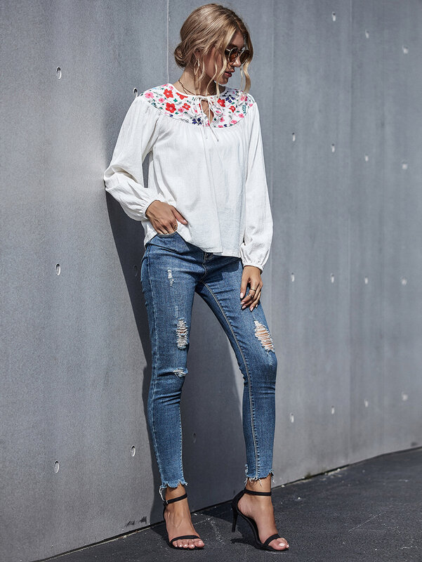 Bluzka damska jesień bawełniana pościel wyszywany Top luźna w stylu Retro koszula z długim rękawem moda damska Slim Fit O-Neck odzież damska