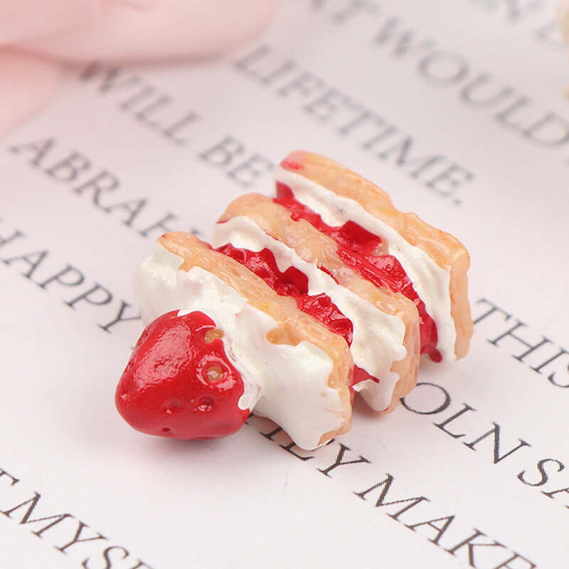 Mini gâteau aux fraises, gâteau napperon, accessoires miniatures pour maison de poupée, 1:12, 2 pièces