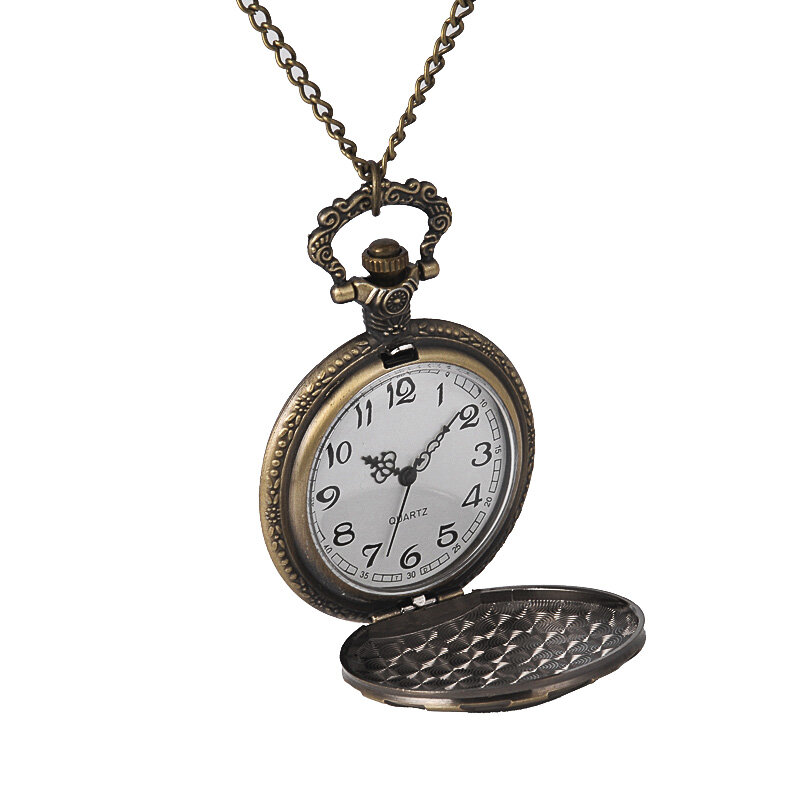 1062Retro style bronze quartz pocket watch cartoon pattern pocket watch 3 Arabic numerals 111 pocket watch with necklace