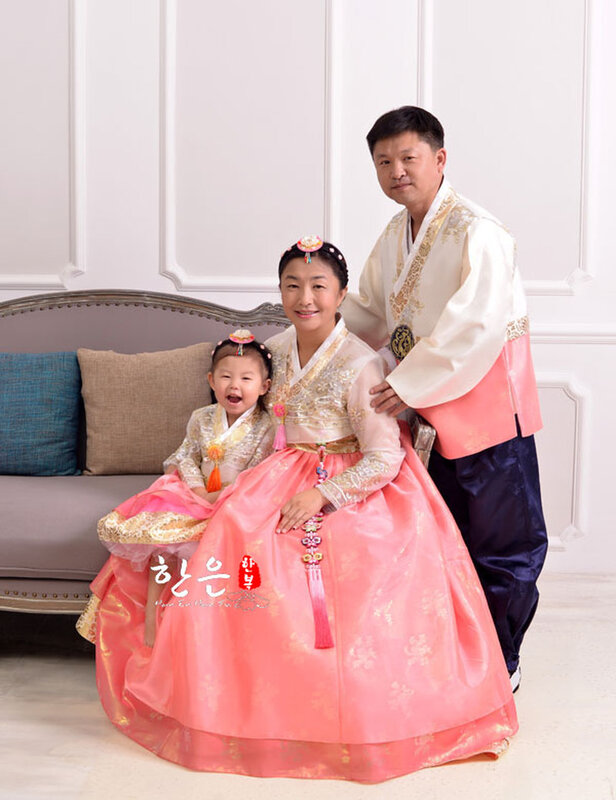 한국 수입 원단, 웨딩 가족 정장, 커플 한복, 민족 의상