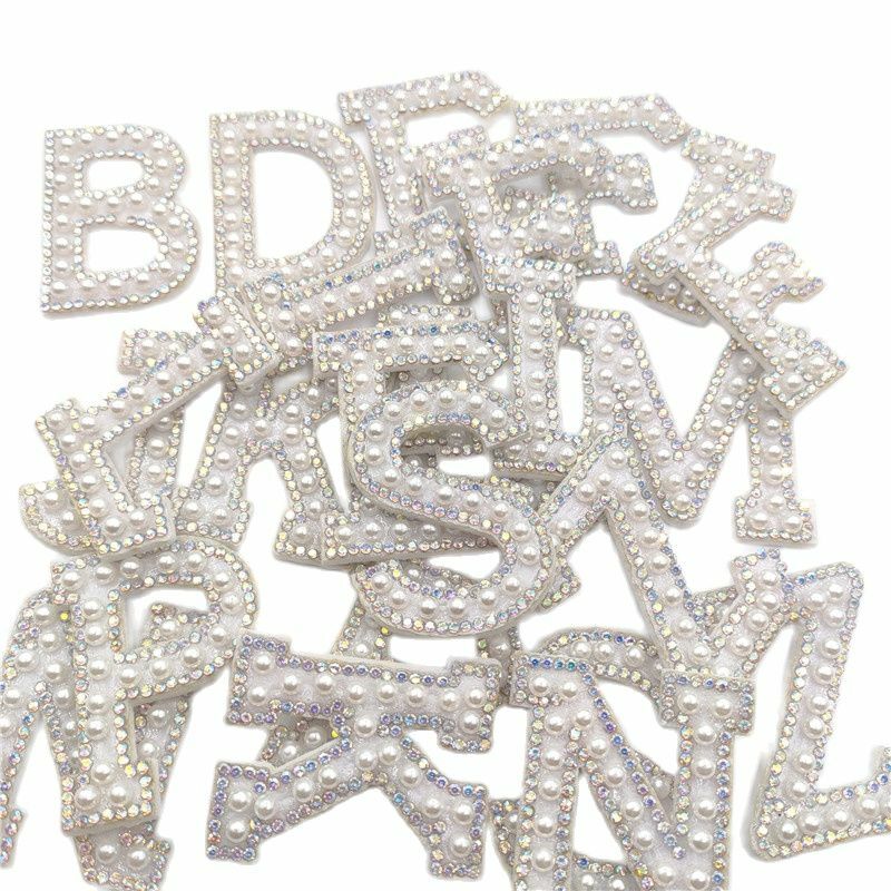 Parche con letras del alfabeto inglés para coser, parche con diamantes de imitación de perlas en 3D, hecho a mano, bolsa, apliques para Jeans, lote de 26 Uds.