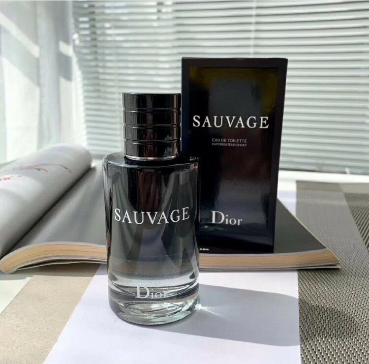 perfume sauvage mujer